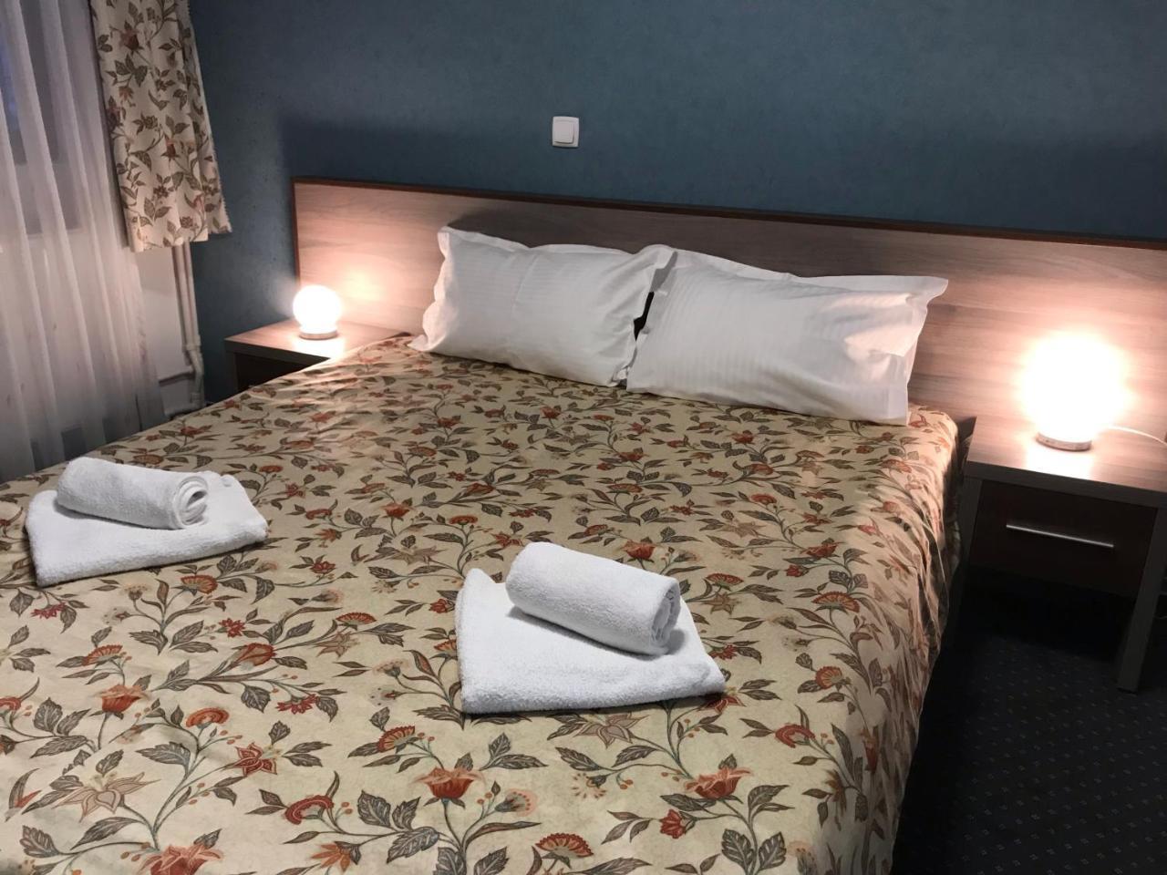 Complex Summertime Hotell Cavnic Eksteriør bilde