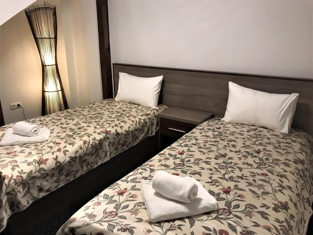 Complex Summertime Hotell Cavnic Eksteriør bilde